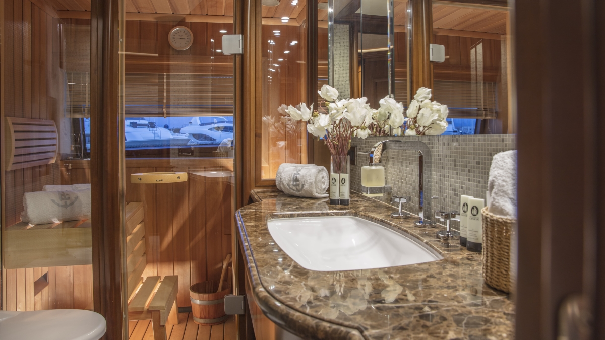 Ena Master Cabin Sauna